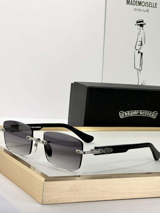Picture of Chrome Hearts Sunglasses _SKUfw76325160fw